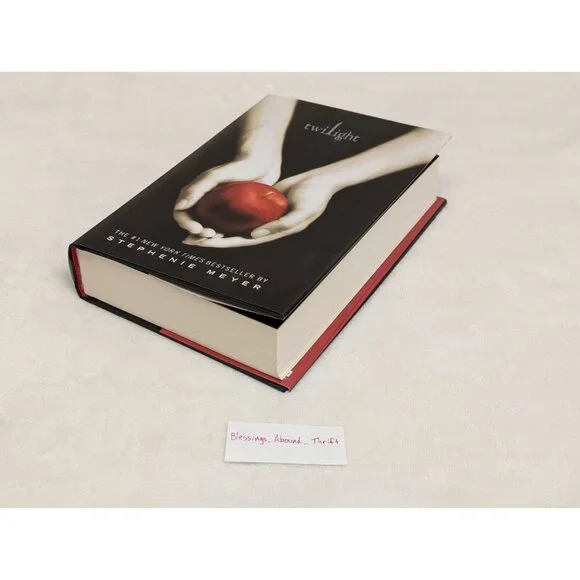 ❤️ Twilight SIGNED Stephenie Meyer HC DJ 18th Printing ❤️ - Picture 6 of 10